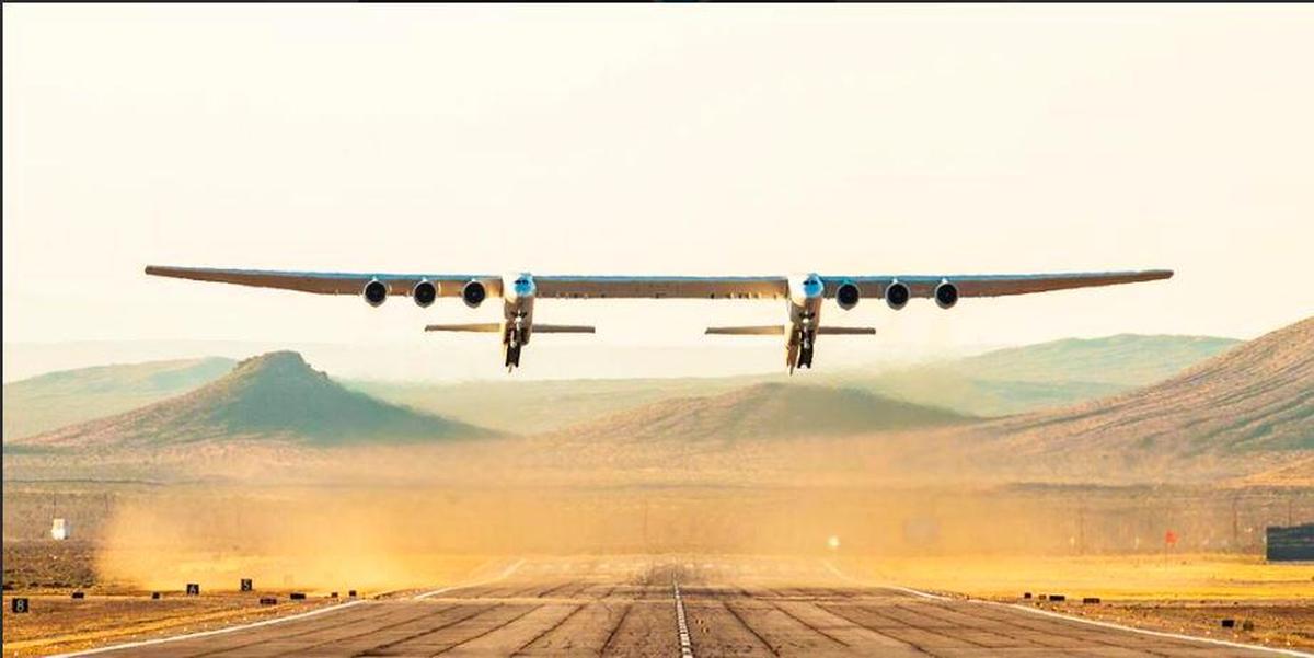 El Stratolaunch está destinado al lanzamiento de cohetes