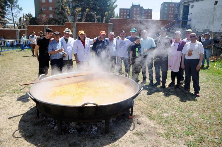 Paellada en el barrio de San José.