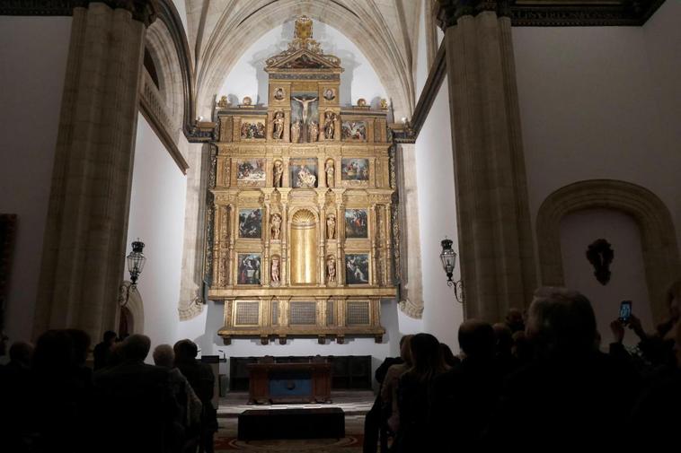 Inauguración de la iluminación de la capilla de Fonseca.