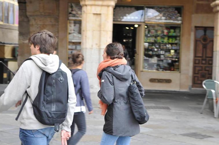 Chaquetas y abrigos en la Plaza Mayor.