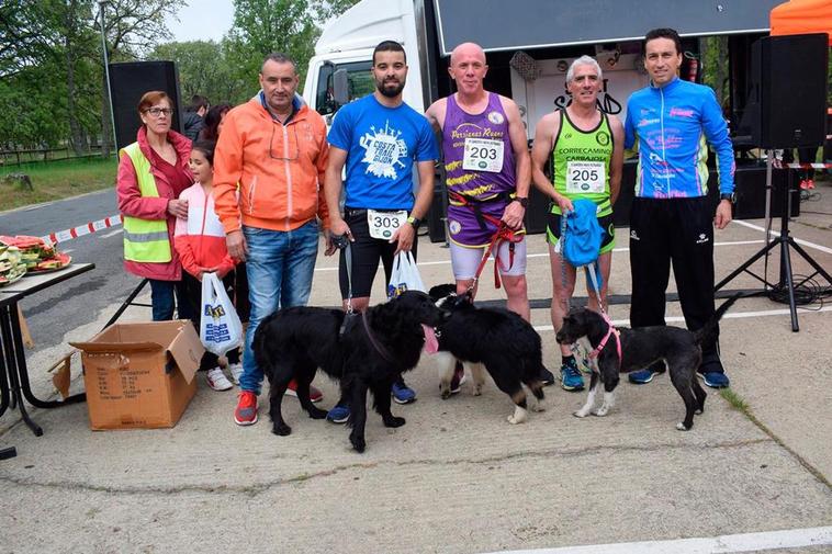 Participantes en la pasada edición del canicross.