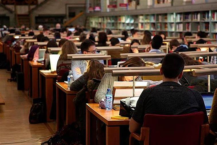 Salamanca acoge las oposiciones a maestro de infantil.