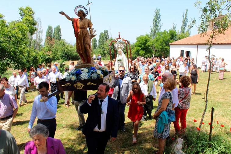 Las imágenes de San Juan y la Virgen del Mensegal saldrán de nuevo en procesión el día 24.