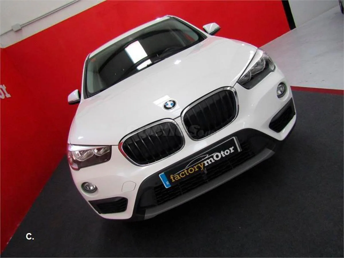 BMW X1 sDrive18d 5p. (21.900 €)