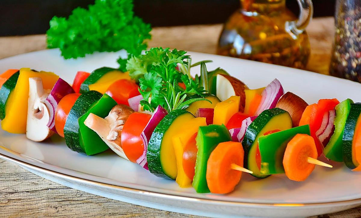 Brochetas de vegetales.