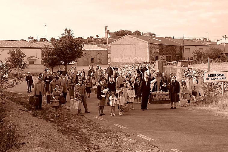 CONCURSO ‘Así somos en mi pueblo’: Berrocal de Salvatierra homenajea al emigrante