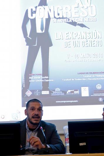 El mediático comisario de Salamanca lanza su nueva novela “Moroloco”
