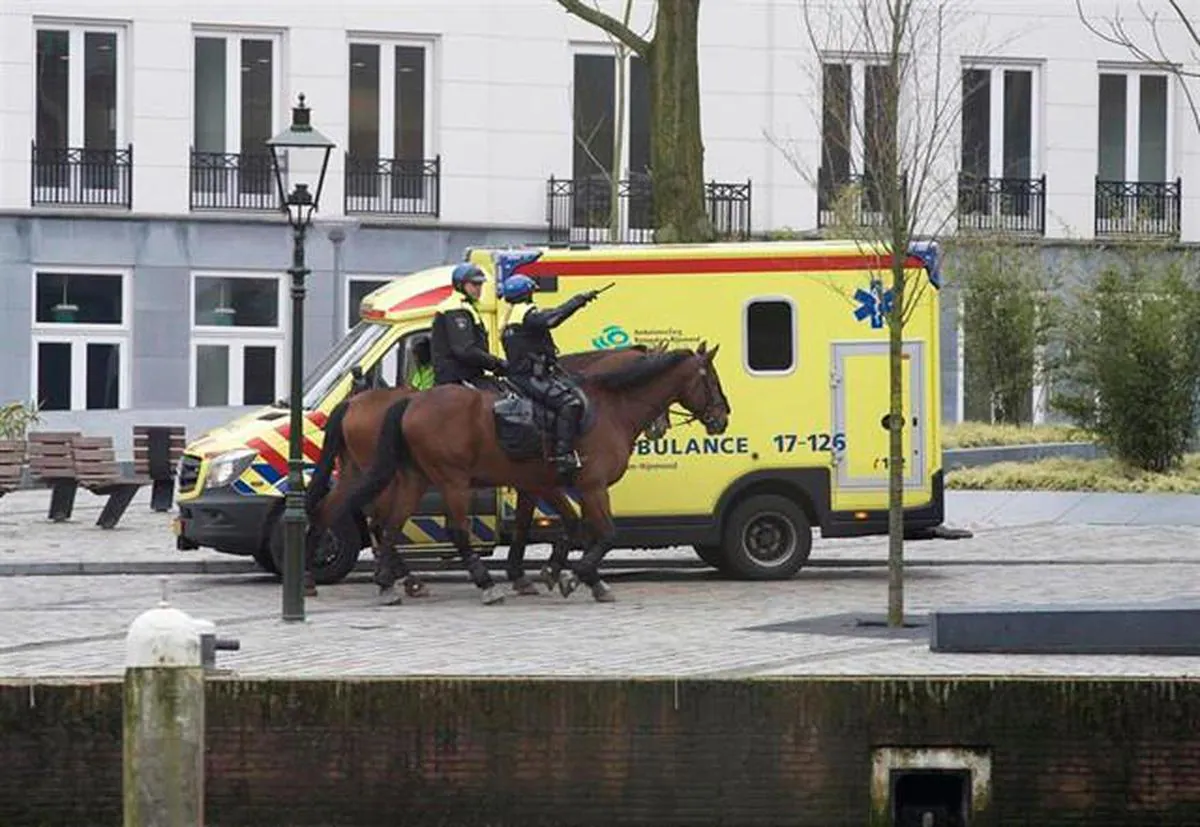 Policía montada en Róterdam.