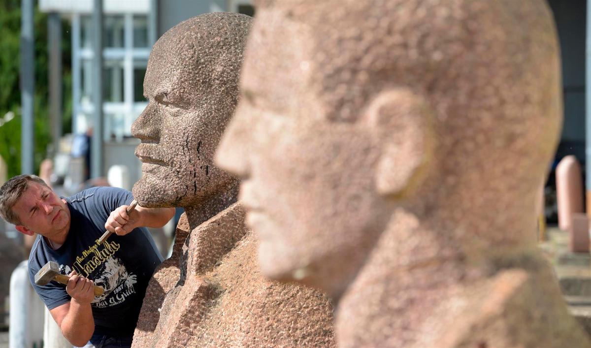 Lenin tiene un mausoleo en la Plaza Roja de Moscú