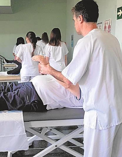 Personal de Fisioterapia en el servicio de Rehabilitación.
