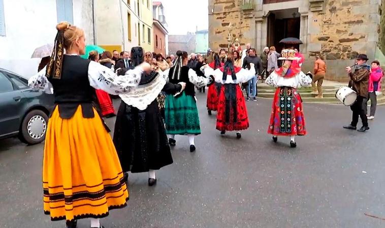 Las fiestas en honor a San Martín en Horcajo Medianero, en imágenes