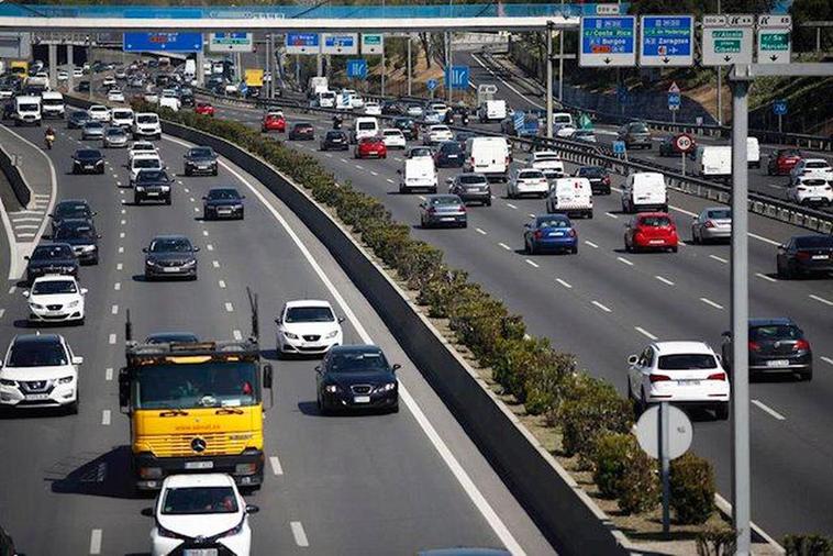 Al año se producen millones de desplazamientos por la red de carreteras y autovías nacionales.