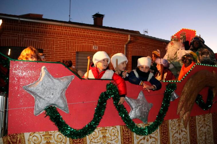 Los niños se disfrazaron en la cabalgata de Reyes de 2019.