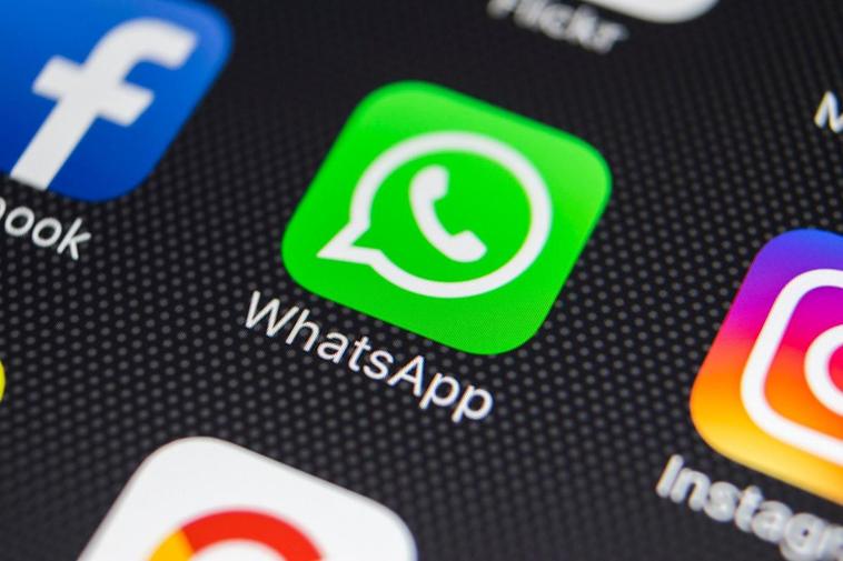 Aplicación de WhatsApp en un teléfono móvil.