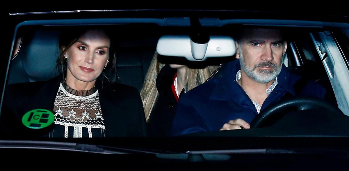 Los Reyes en una visita al padre de Letizia.