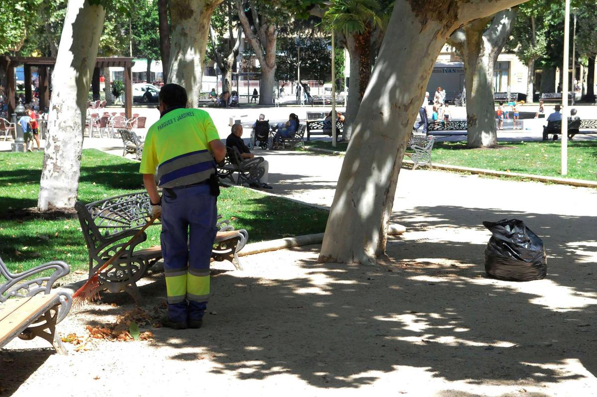 Operarios municipales del Ayuntamiento de Salamanca.