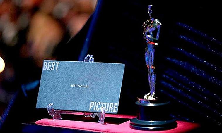 Estatuilla de los premios Oscar.