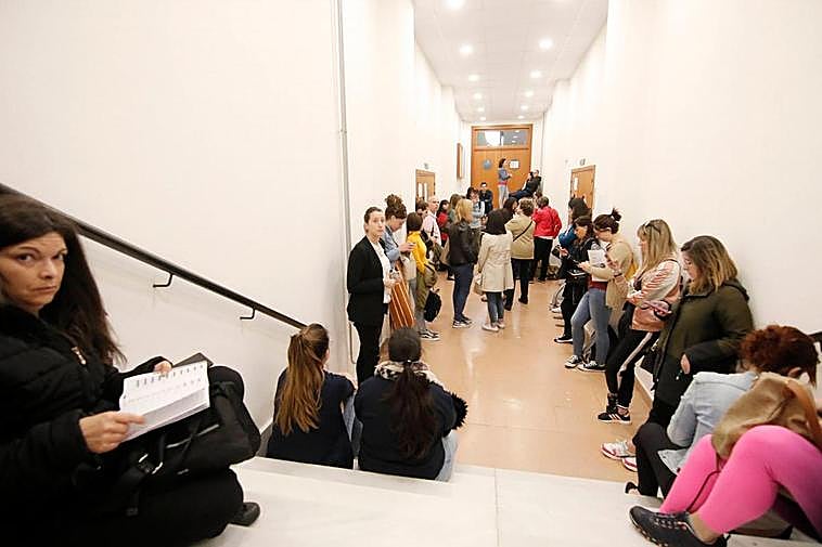 Aspirantes de una oposición sanitaria realizada en Salamanca.