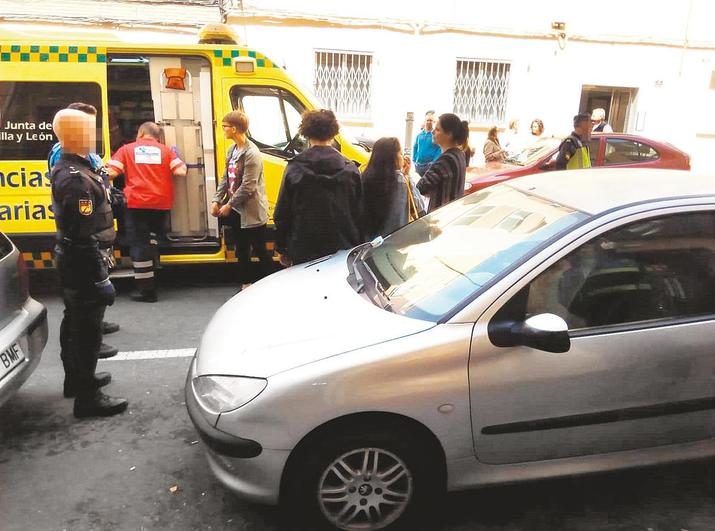 El 112 atiende una pelea entre el conductor de un vehículo y un patinete.