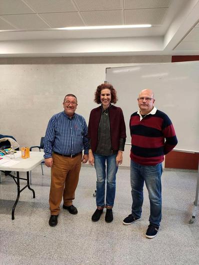 Los organizadores de las actividades durante la presentación.