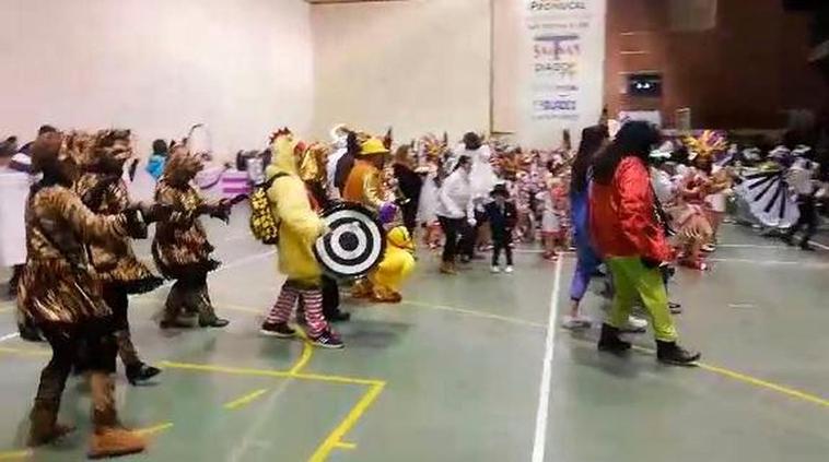 Peñaranda vibra a ritmo del Carnaval