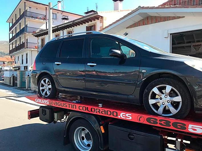 Uno de los coches afectados.