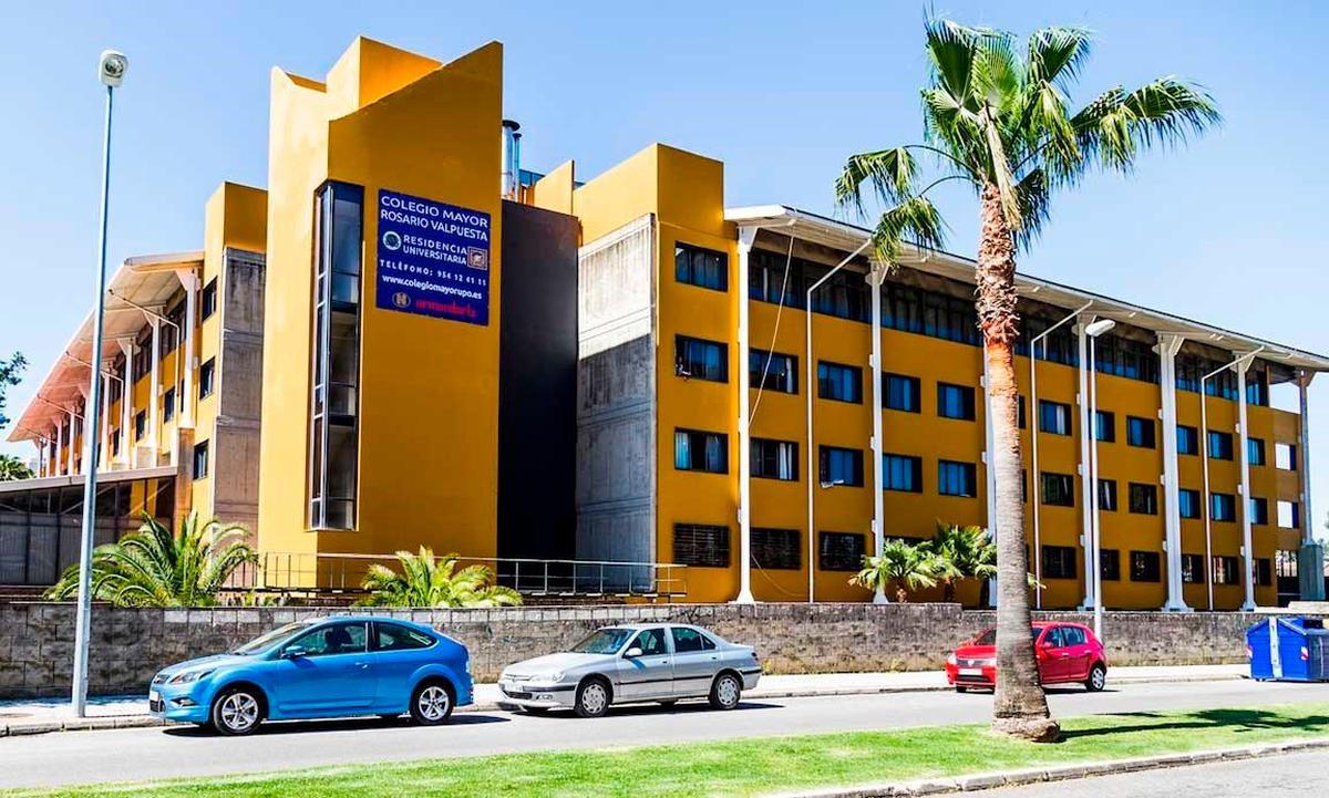 El Colegio Mayor Rosario Valpuesta.