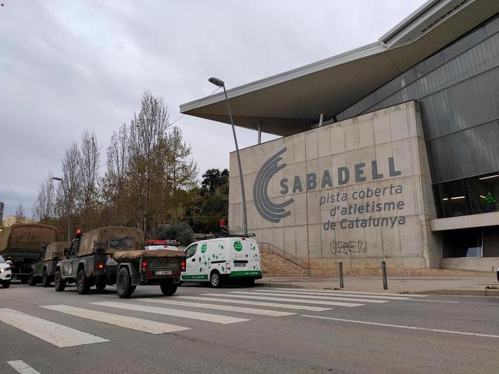 Los militares de Salamanca participan en la instalación del hospital.