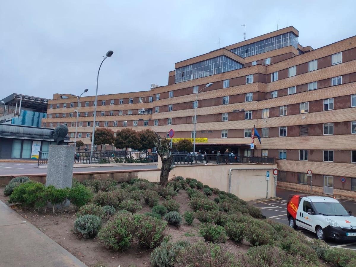 Vista exterior del hospital de Salamanca