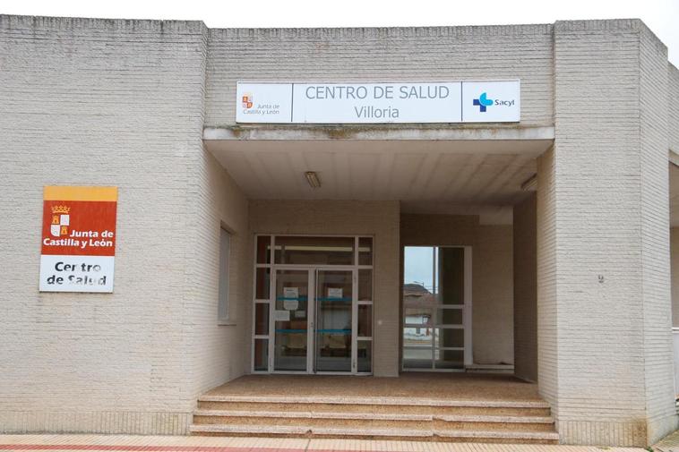 Entrada del centro de salud de Villoria