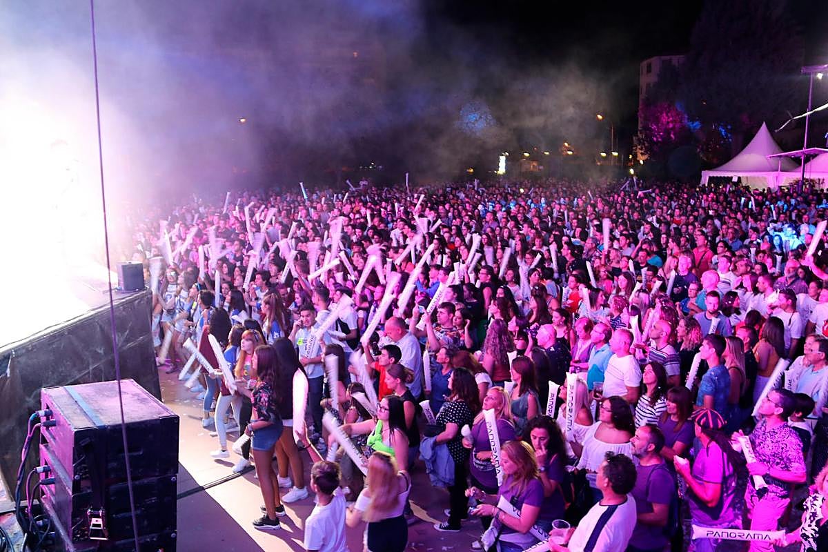 Actuación de la orquesta Panorama el año pasado en el parque La Huerta. | TRISOL