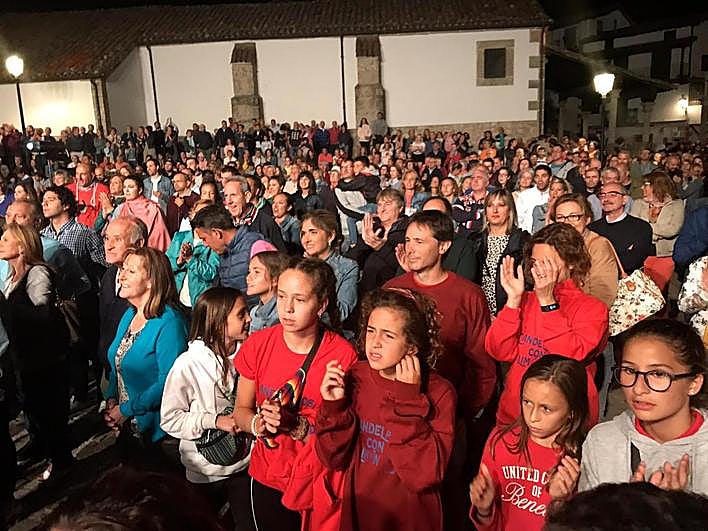 Verbena celebrada el año pasado en el Humilladero de Candelario.