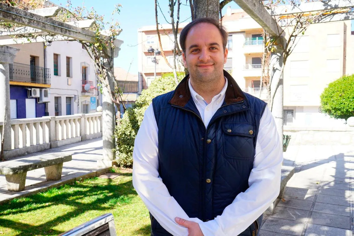 Roberto Martín, alcalde de Guijuelo, está a punto de cumplir su primer año como regidor de la villa