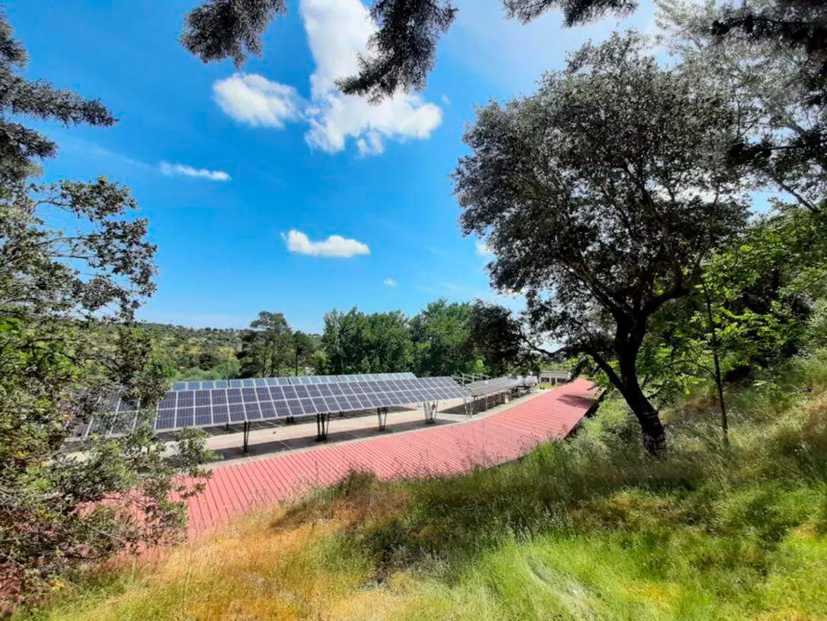 El Balneario de Ledesma celebra el Día del Medio Ambiente con la inauguración de 320 paneles solares