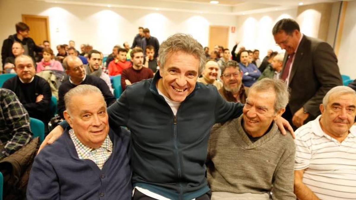 Lillo junto a Alfonso del Arco, Enrique Miguel y Chema Sánchez en una visita a Salamanca.