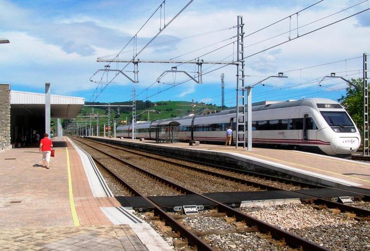 Mueren dos jóvenes arrolladas por un tren en Cantabria