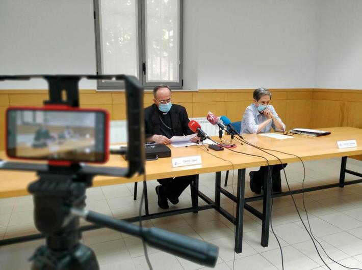 Carlos López y Carmen Calzada, durante la rueda de prensa.