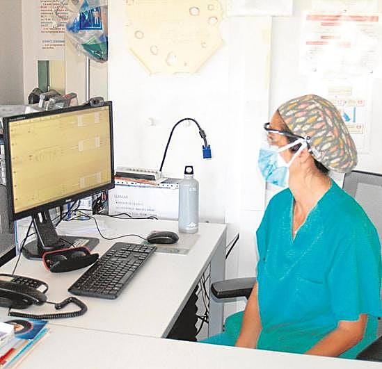 Una especialista en rehabilitación cardiaca.