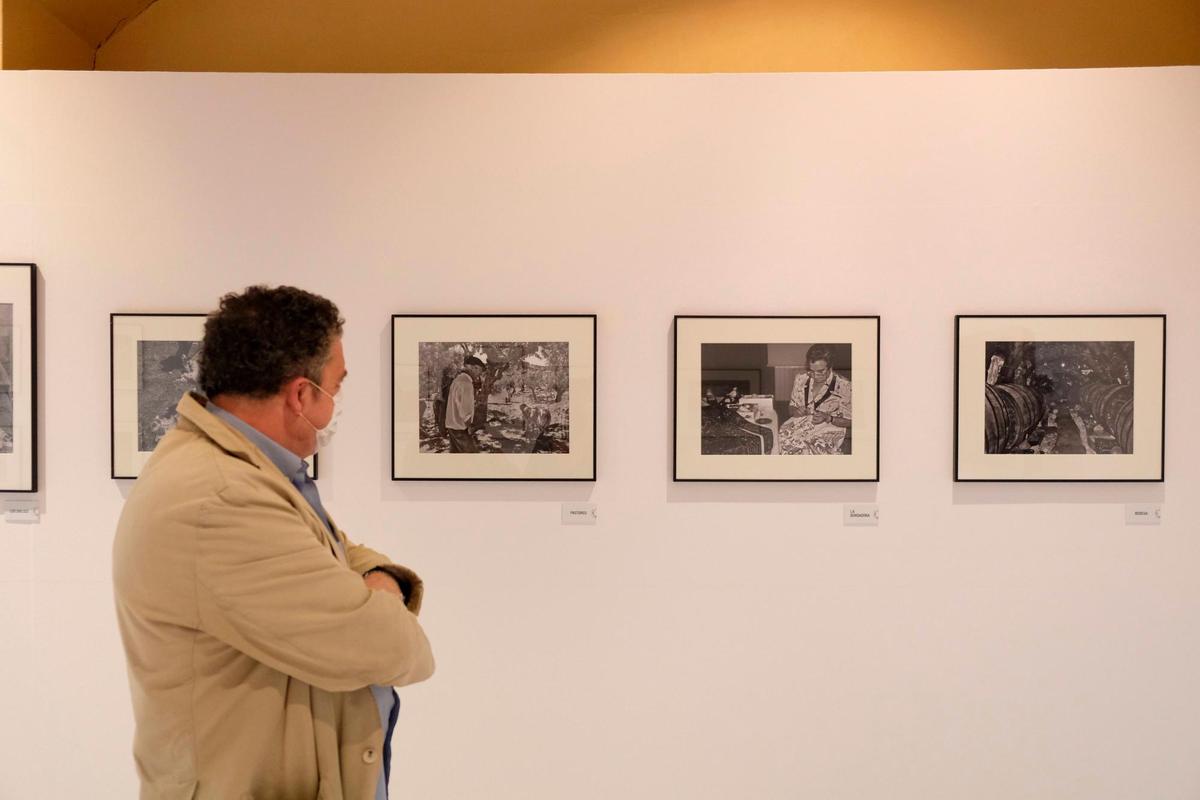 Exposición “El tiempo en sus manos” en el Museo del Comercio.