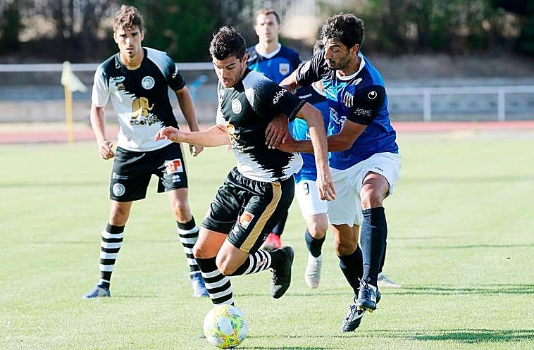 De la Nava, en un amistoso en Las Pistas frente al Mérida