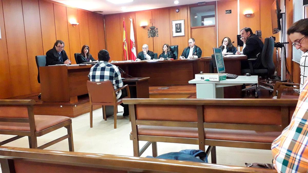 Imagen del juicio al ahora condenado.