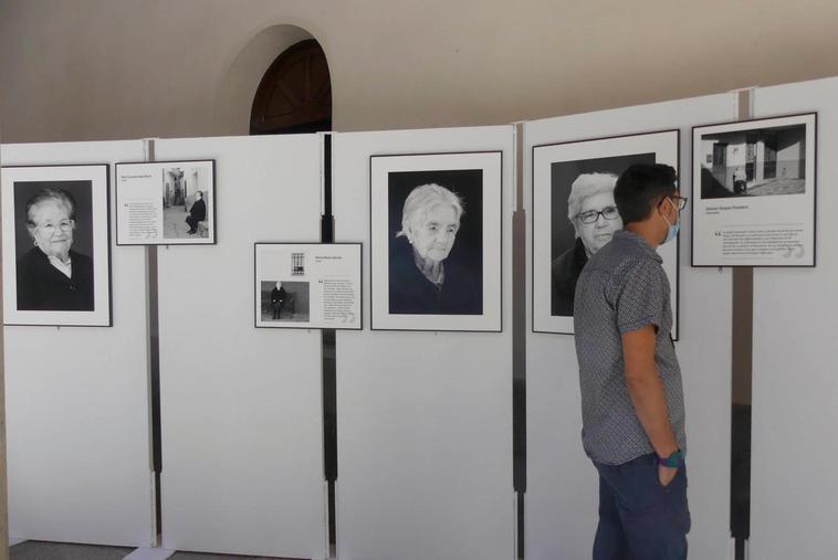 Exposición “Las hurdes: tierra de mujeres”.