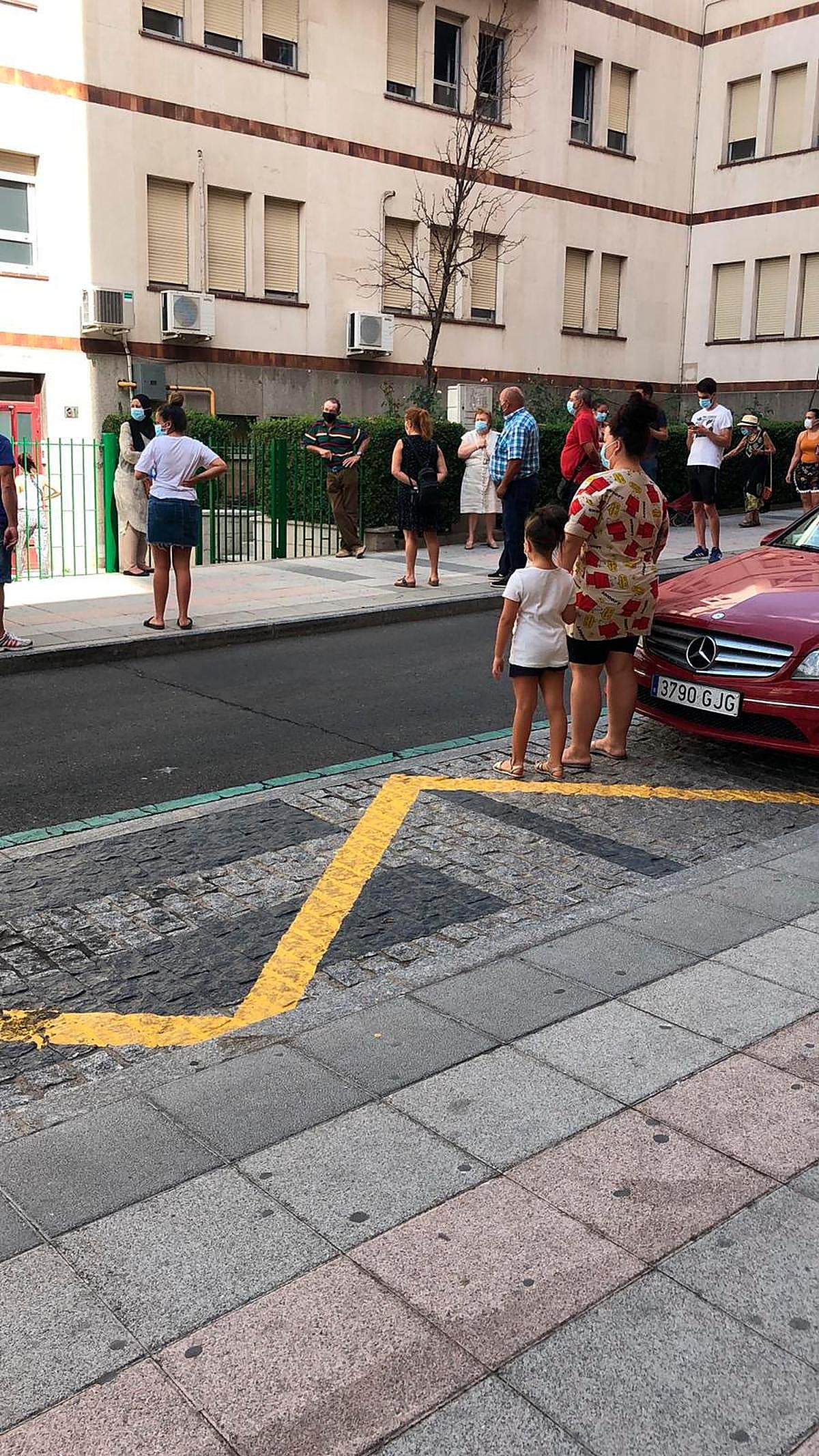 Pacientes salmantinos, en fechas anteriores,  aguardando para someterse a una prueba PCR en San Juan