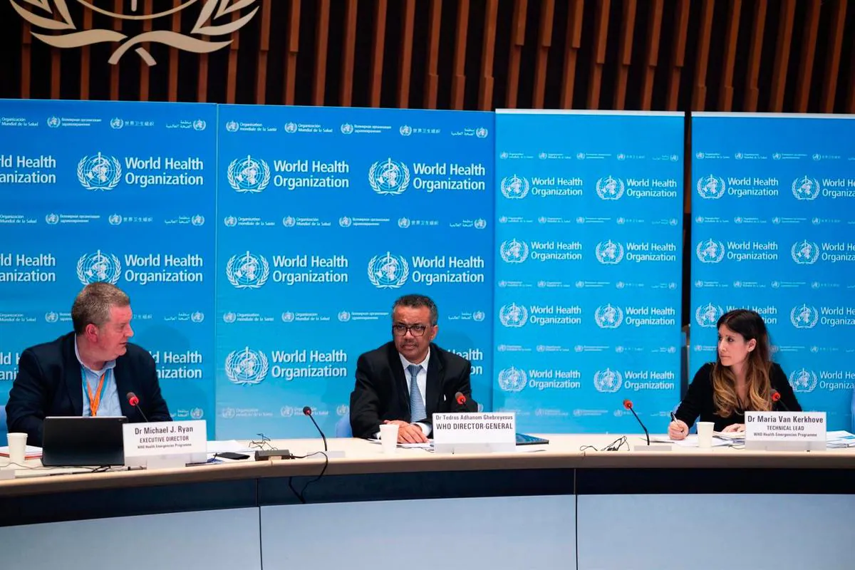 En el centro, el director general de la Organización Mundial de la Salud, Tedros Adhanom Ghebreyesus.