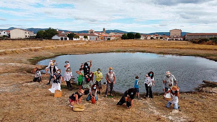 CONCURSO ‘Así somos en mi pueblo’: plaga zombie en Martiago