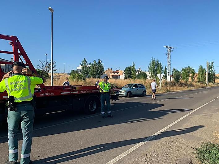 Acaba en la cuneta tras una aparatosa salida de vía en el Helmántico