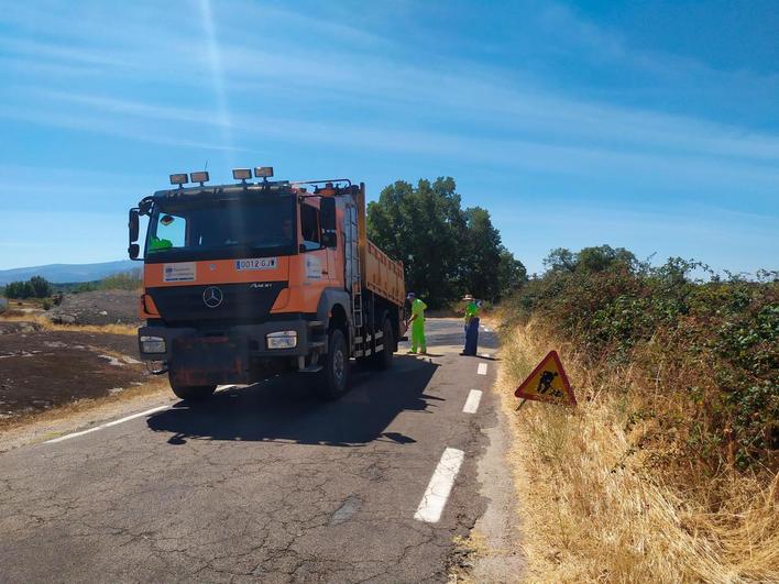 Imagen de las obras en la carretera de Los Santos a Valdelacasa.