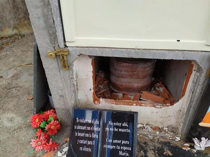 El Ayuntamiento de Pereña denuncia a una vecina por profanar la tumba de su marido