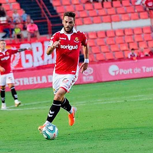 Lolo Pla, en su etapa con el Nástic.