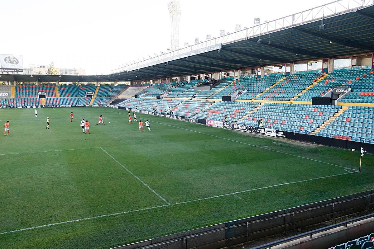 Imagen del amistoso de esta pretemporada entre el Salamanca y el Ciudad Rodrigo.